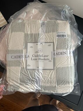 Caden Lane Cuddlelane Luxe Blanket - Check Toddler Blanket sage check